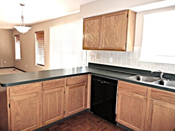 Building Photo - 21827 W Judith Ct