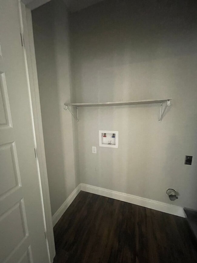 Building Photo - 102 Lacey Eden Ln