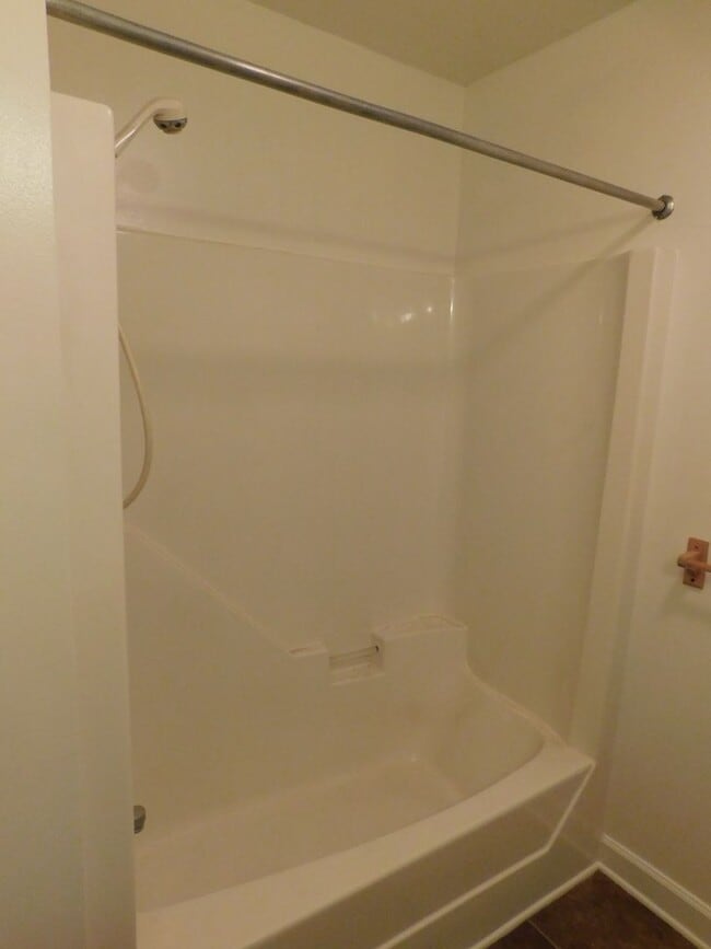 Building Photo - 3 bedroom 2 bath in Mt Hermon Subdivision