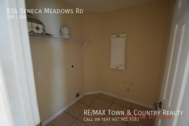 Building Photo - 834 Seneca Meadows Rd