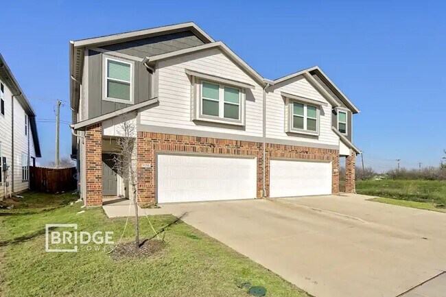 Building Photo - 4217 Tobin Dr