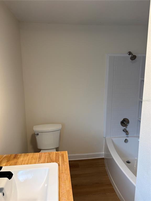 Building Photo - 1100 Jamela Dr