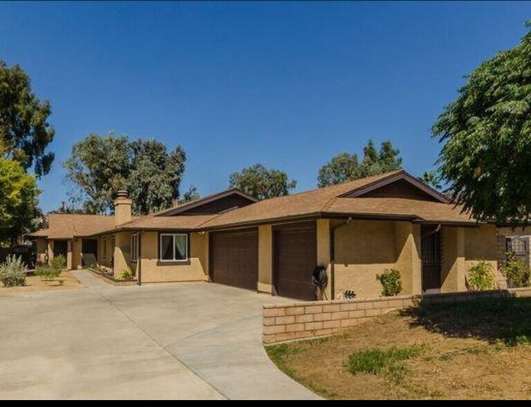 Primary Photo - 9789 Diana Ave