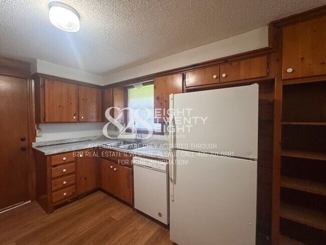 Building Photo - *AVAILABLE NOW!* 2 BED/1 BATH COZY LOG CABIN DUPLEX IN NOBLE, OK!
