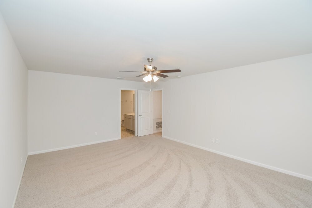 Building Photo - 622 Samuel