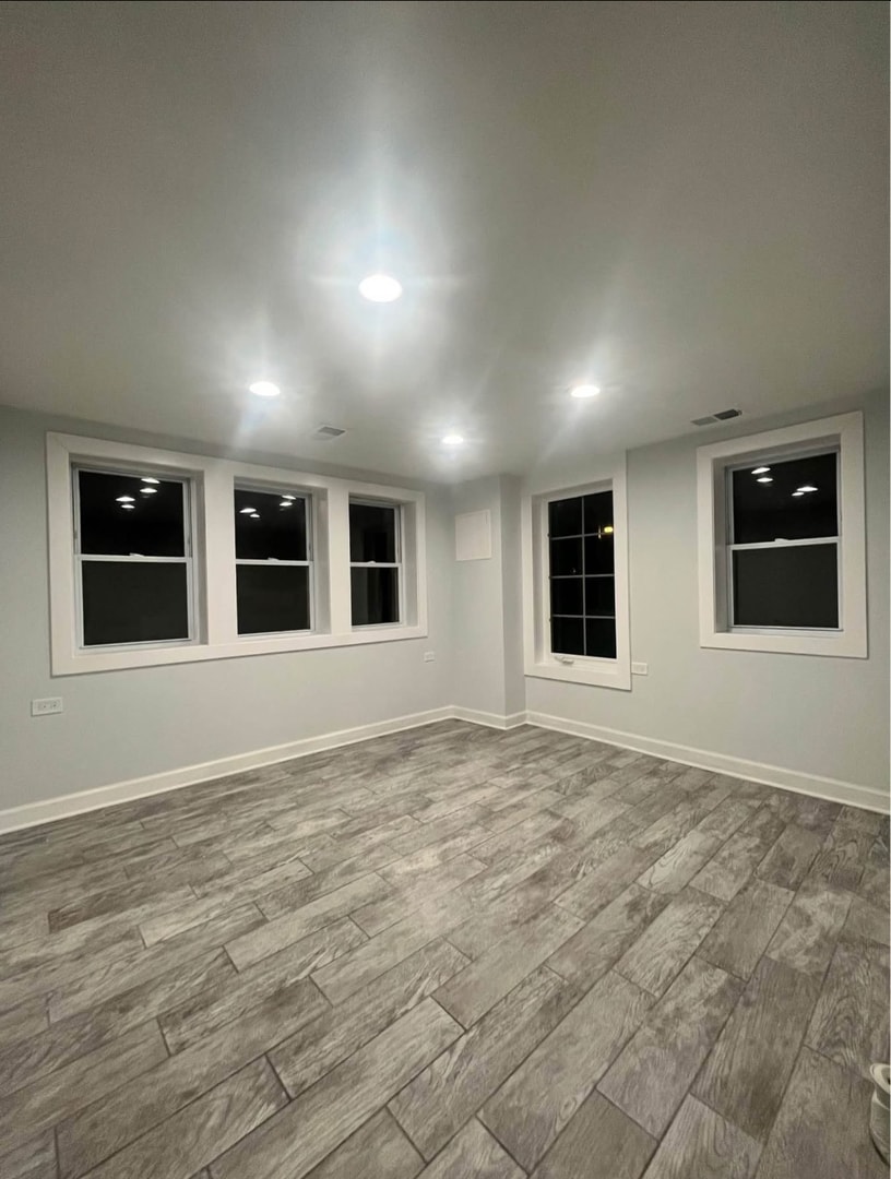 Building Photo - 5212 S Lorel Ave