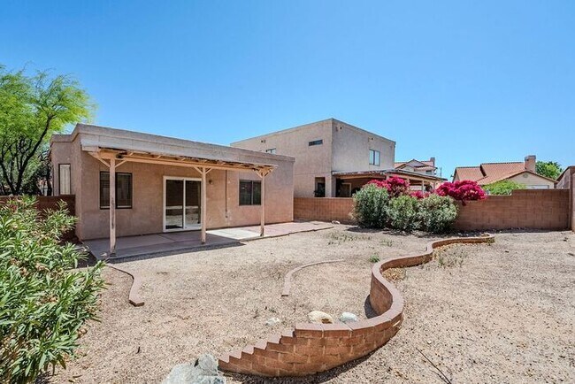 Building Photo - Pending/ Rented - Charming 3-bedroom, 2-ba...