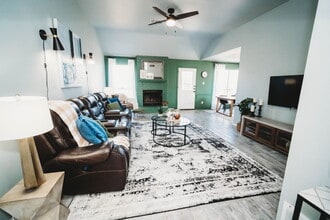 Building Photo - 2607 Rampart Loop