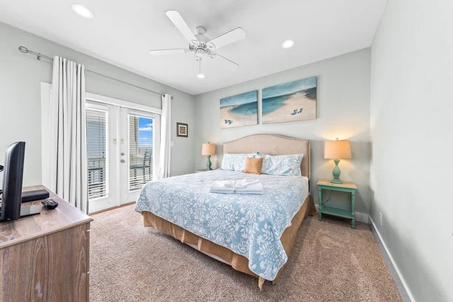 Building Photo - 6052 Sawgrass Cir