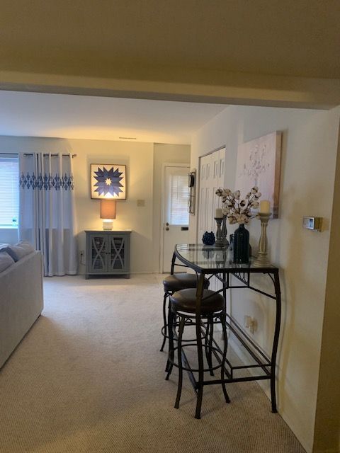 Building Photo - 62 Cavendish Dr