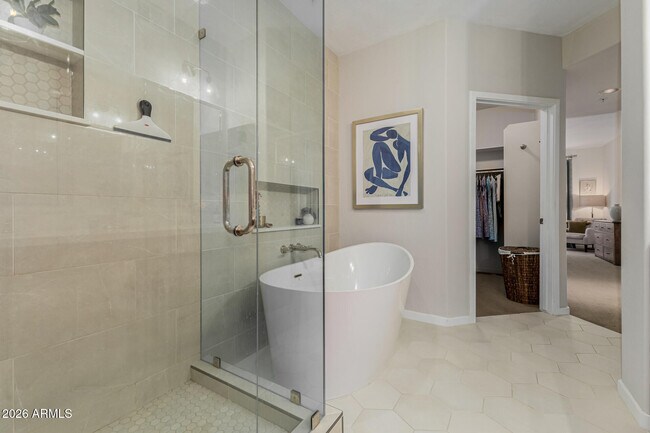 Building Photo - 10260 E White Feather Ln