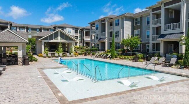 Building Photo - 15155 Ollie Dr