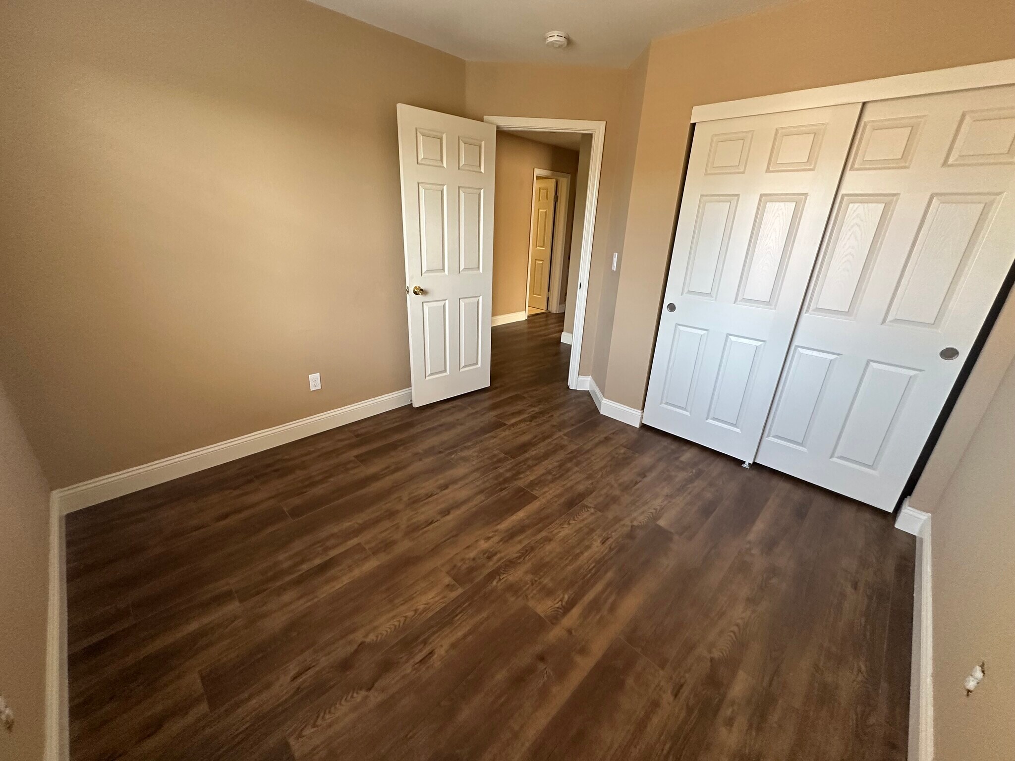 Building Photo - 1570 Deer Run Ln