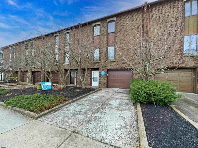 Building Photo - 26 N Washington Ave
