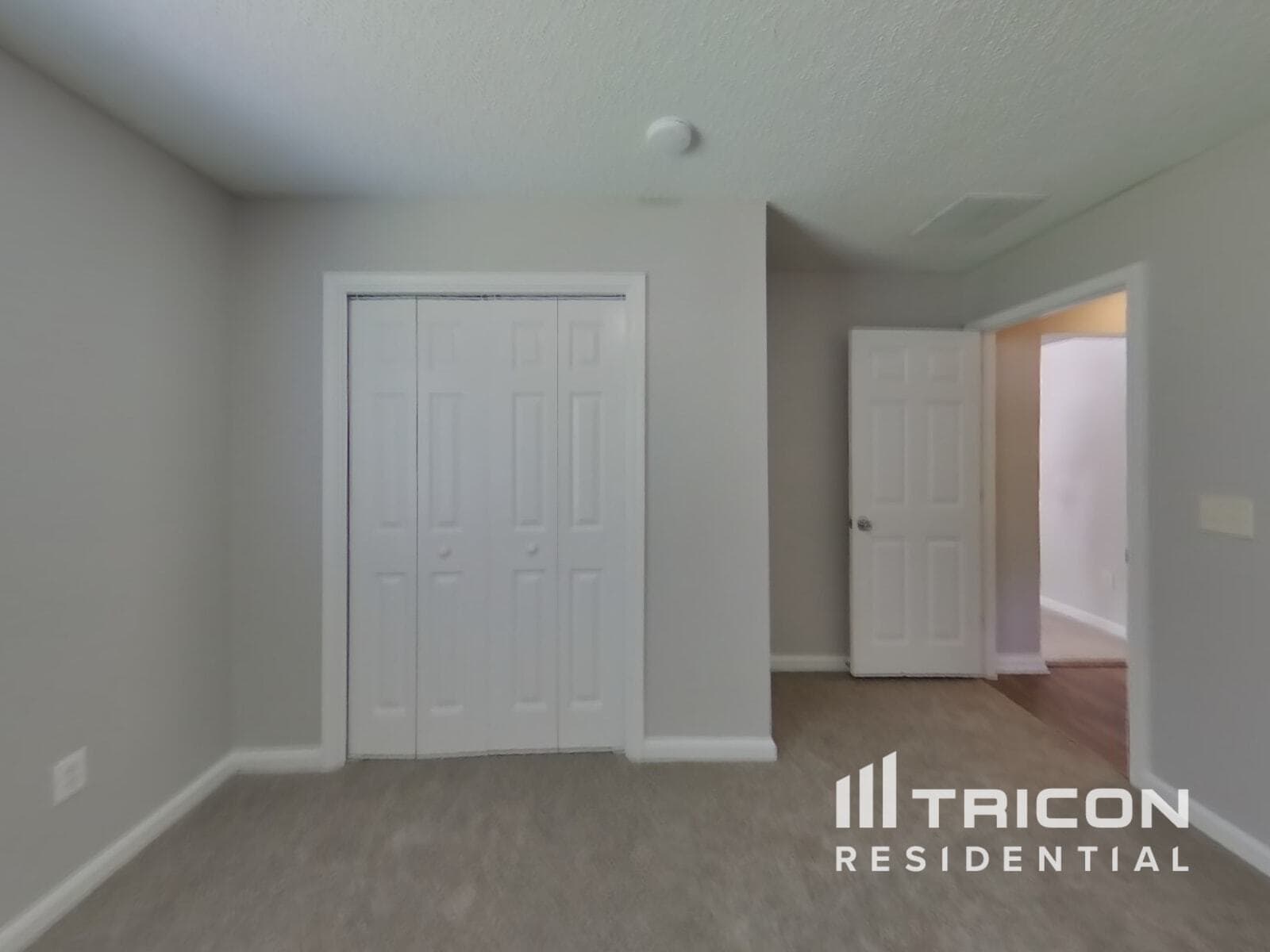 Building Photo - 11110 Lauren Oak Ln S