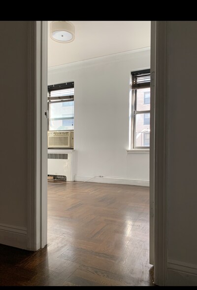2ND BEDROOM - 208 E 28th St