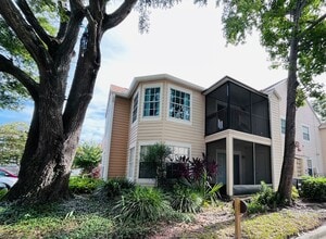 Building Photo - 645 Stafford Terrace