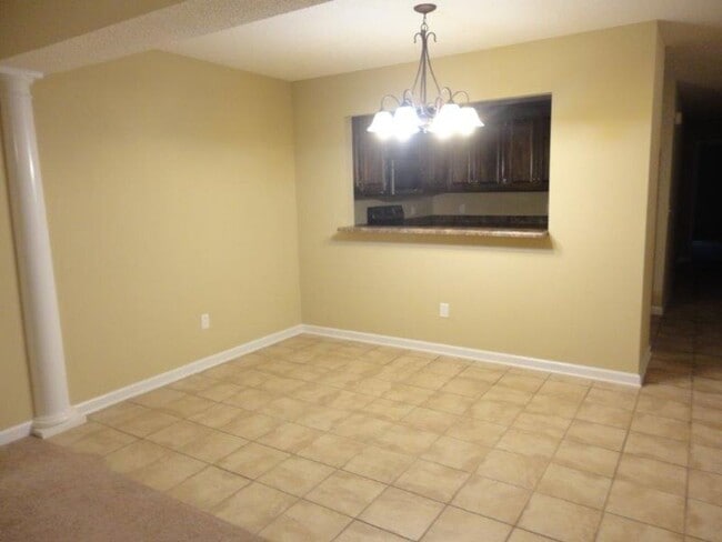 Building Photo - 138 Jasmine Cir