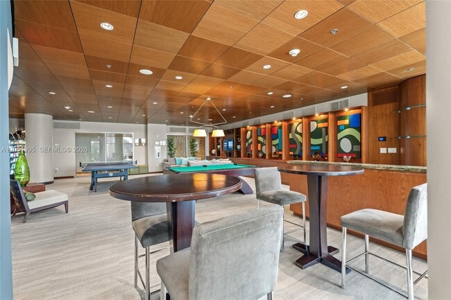 Building Photo - 2681 N Flamingo Rd