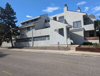 Building Photo - 1825 Kendall St