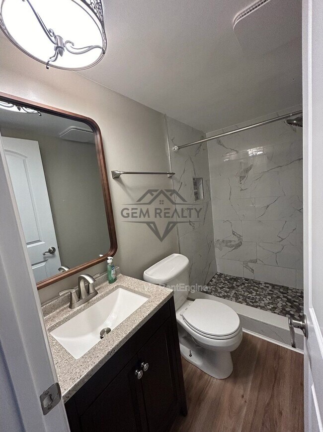 Building Photo - 100 Kendallwood Dr