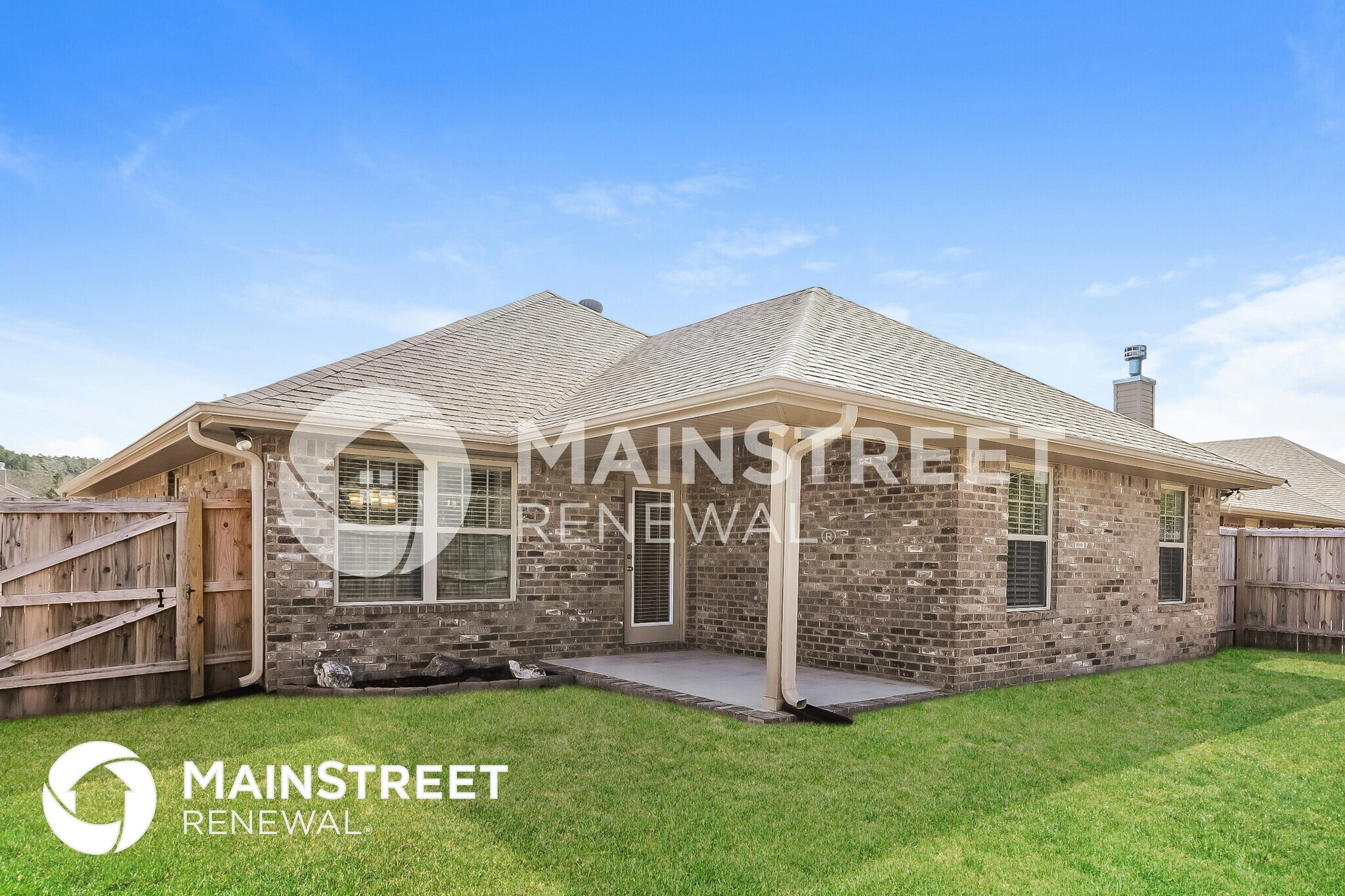 Building Photo - 324 Black Crk Trl