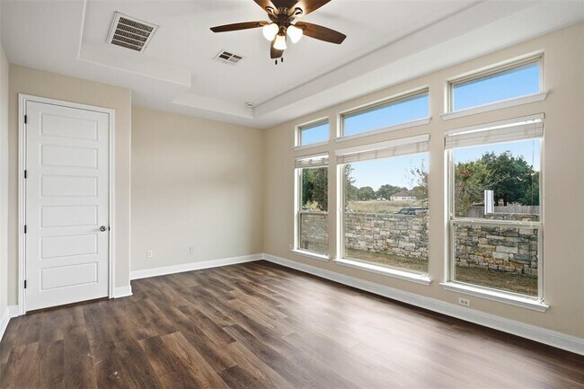 Building Photo - 105 Aspen Trail