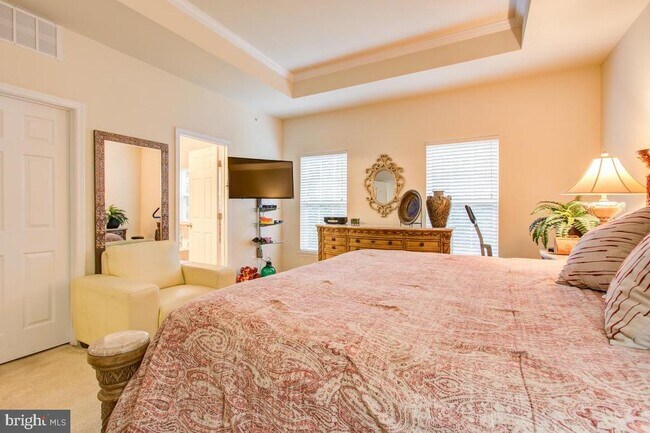 Building Photo - 12601 Rustic Rock Ln