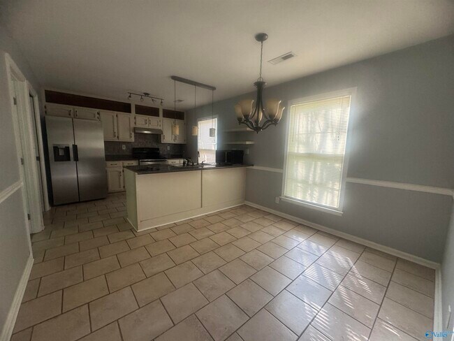 Building Photo - 792 Seina Vista Dr