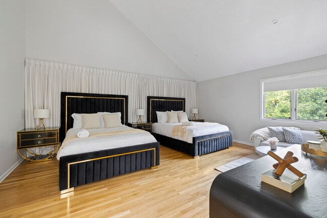 Building Photo - 2A Cherry Ln