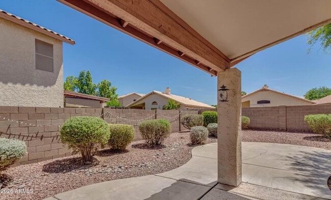Building Photo - 1381 S Yucca Pl