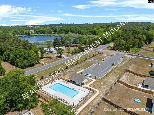 Building Photo - 105 Maple Ct