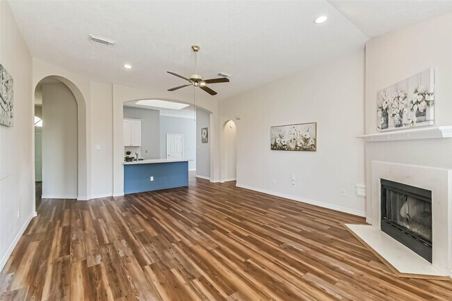 Building Photo - 15027 Winding Black Cherry Ln