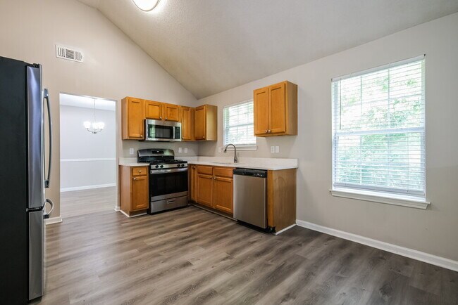 Building Photo - 4410 Reserve Hill Crossing