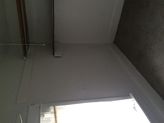 Building Photo - 203 Cutler St