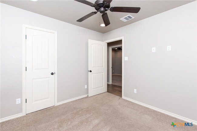 Building Photo - 6006 Cactus Flower Ln