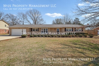 Building Photo - 2105 Manassas Dr SW