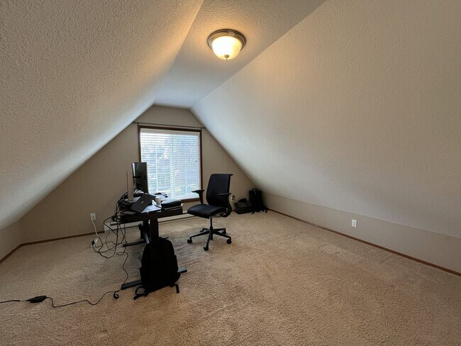 Building Photo - Light-Filled Three Bedroom Home with Private Bonus Space and Outdoor Living