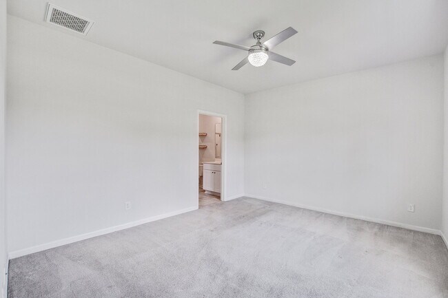 Building Photo - 347 Matuskovic Dr