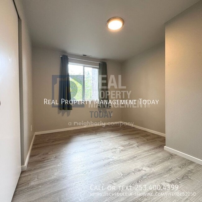 Building Photo - 2802 12th Ave Ct NW