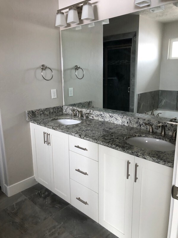 Building Photo - 3807 E Cunninghill Dr