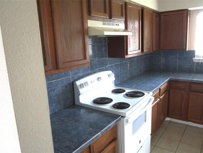 Building Photo - 17907 Fieldglen Dr