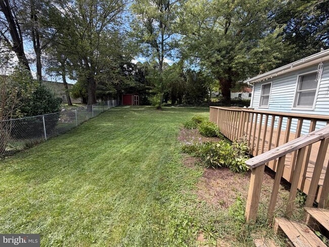 Building Photo - 23 Montague Cir