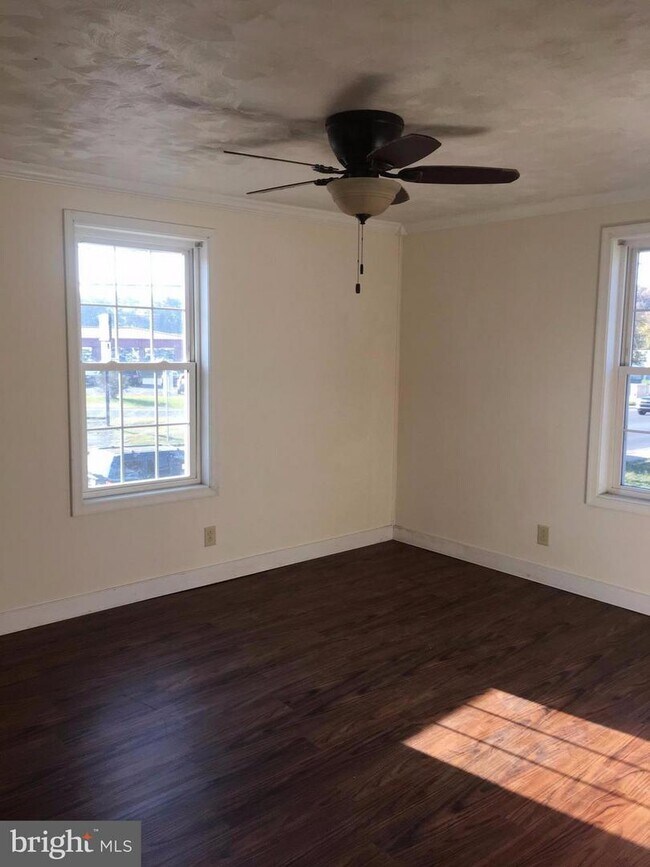 17079 Dahlgren Rd 17079 Dahlgren Rd King VA 22485 Apartment