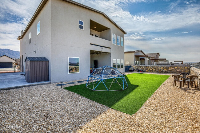 Building Photo - 2375 Enchanted Peaks