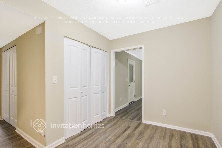 Building Photo - 3677 Tarragon Dr
