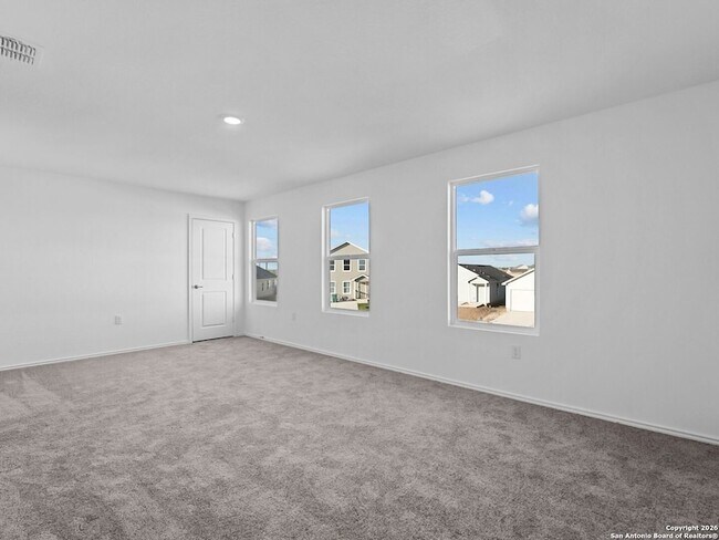 Building Photo - 910 Stricker Path