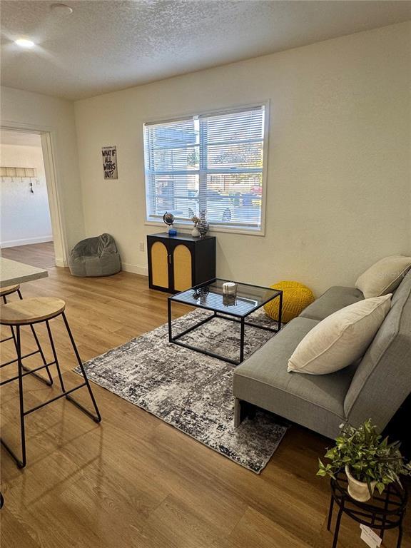 Building Photo - 3022 W Meadow St