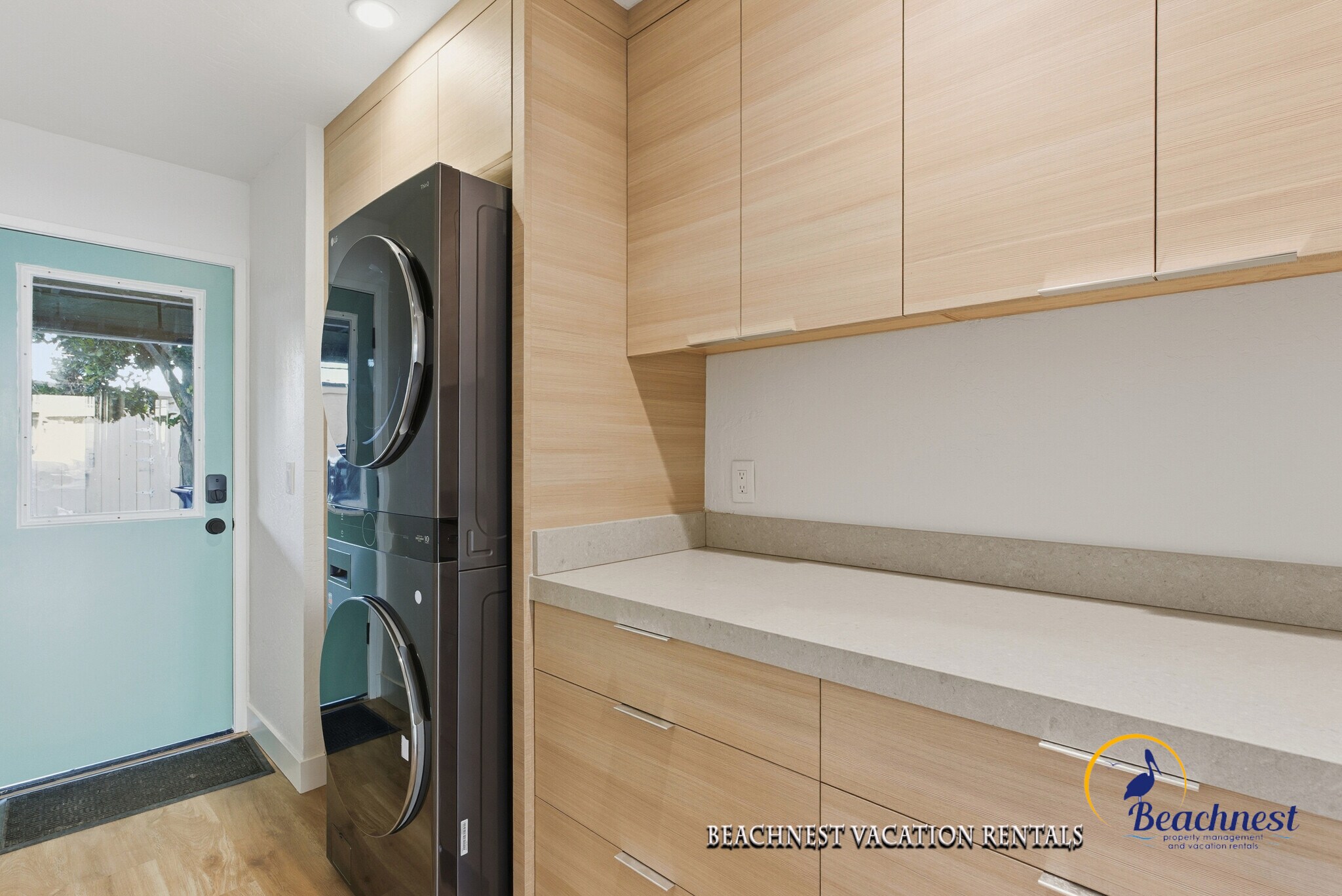 Building Photo - 112 Marina Ave