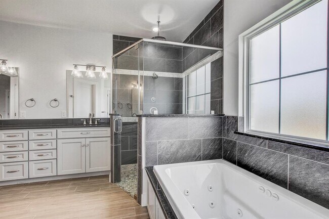 Building Photo - 109 Les Ln